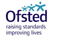 Nounou agréée par l'Ofsted